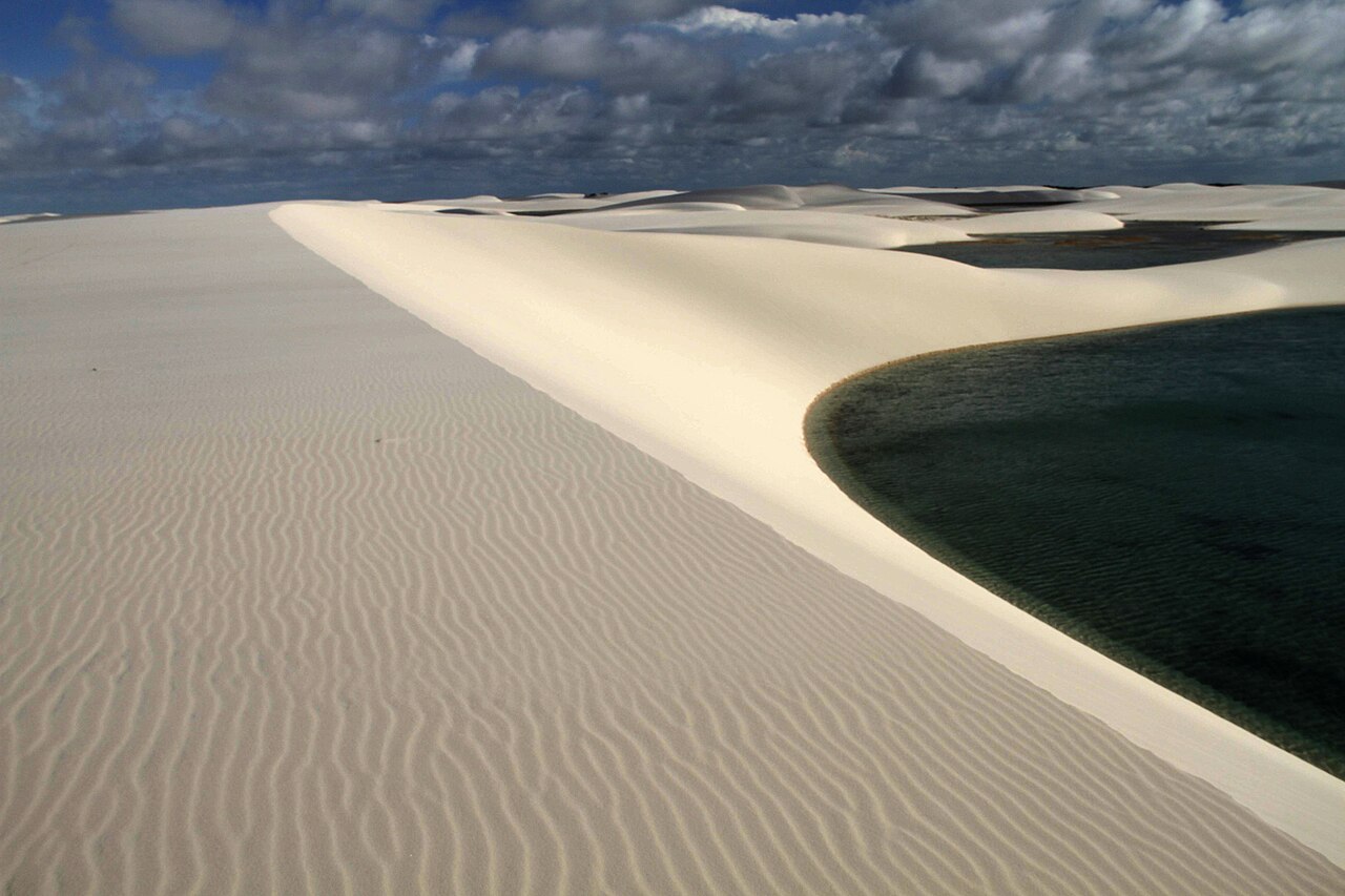 Dunas e lagoas dos Lençóis